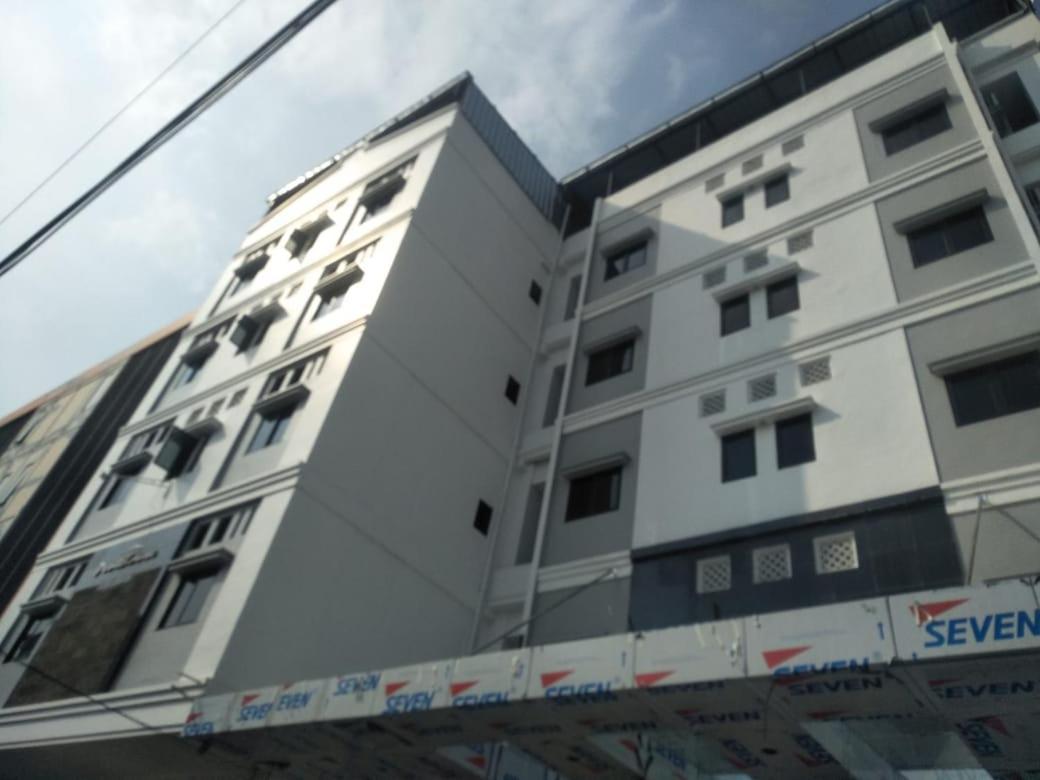 Penthouse Hotel Dżakarta Zewnętrze zdjęcie